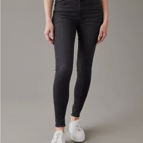American Eagle Outfitters Super Hi Rise Jegging Dark Gray jeans Size 6 - Picture 1 of 3